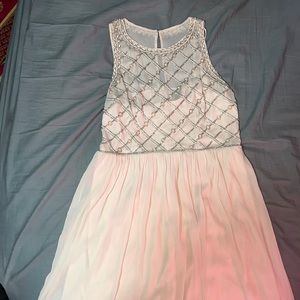 Adrianna Papell Light Pink Dress. Size Large.